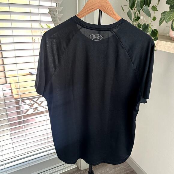Under Armour Men’s Tech T-Shirt Size Large Black Short Sleeve Athletic Gym Shirt - Picture 2 of 5